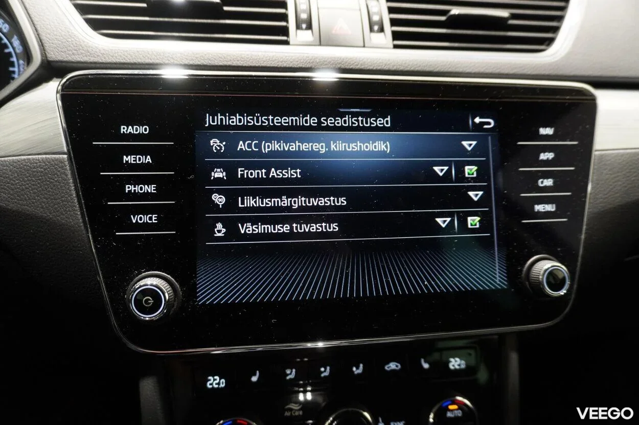 Skoda Superb AMBITION COMBI 4X4 2 147kW