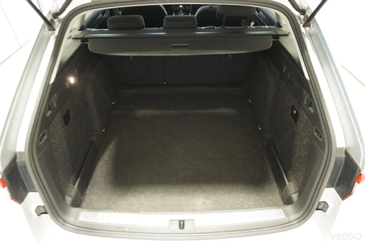 Skoda Superb COMBI ACTIVE 1.4 110kW