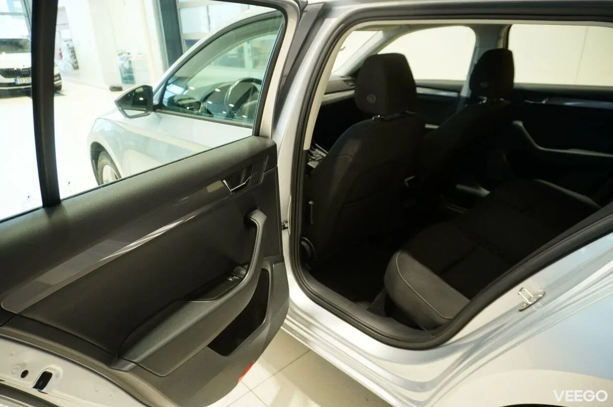 Skoda Superb COMBI ACTIVE 1.4 110kW