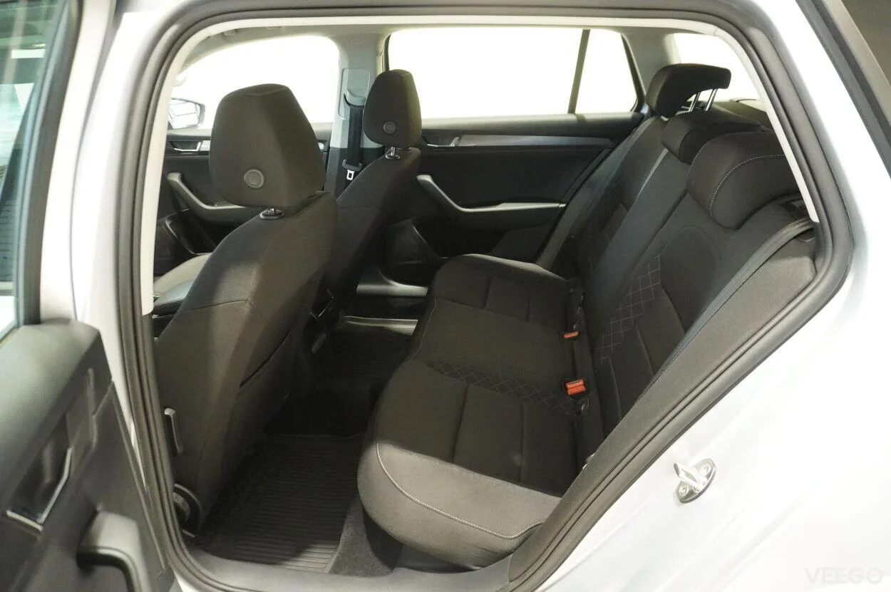 Skoda Superb COMBI ACTIVE 1.4 110kW