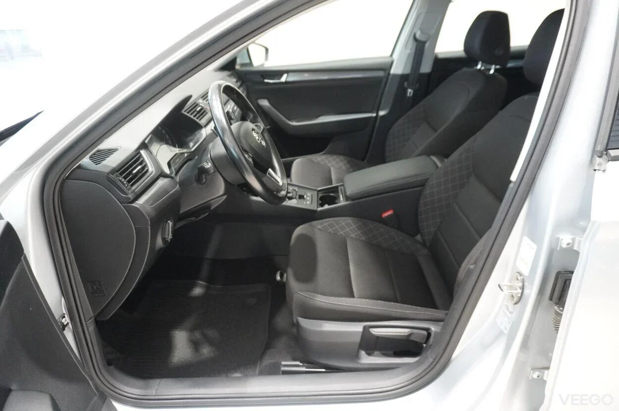 Skoda Superb COMBI ACTIVE 1.4 110kW