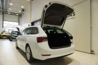 Skoda Octavia ELEGANCE COMBI 2 110kW thumbnail