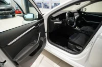 Skoda Octavia ELEGANCE COMBI 2 110kW thumbnail