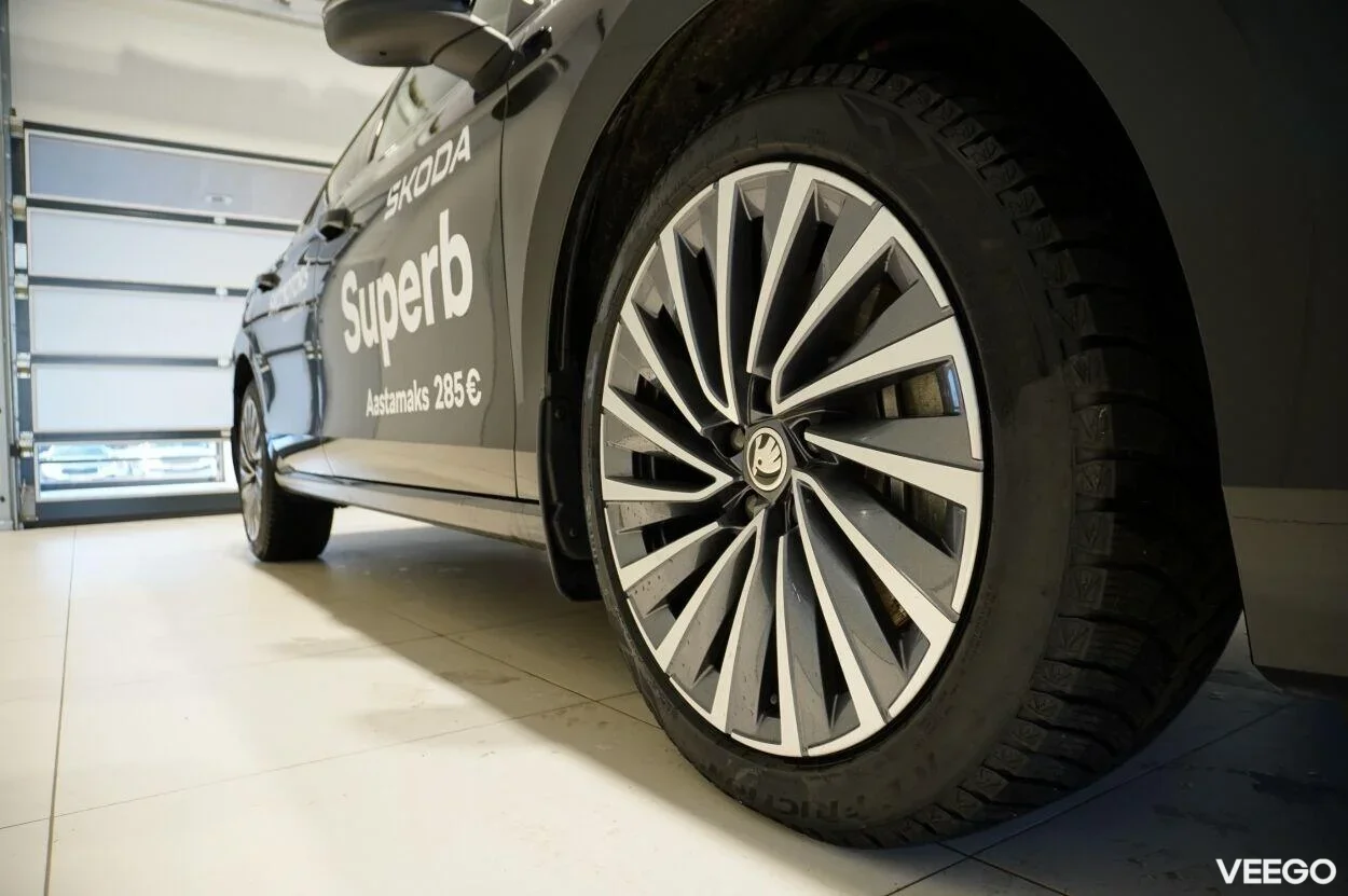 Skoda Superb HB L&K 4X4 2 142kW