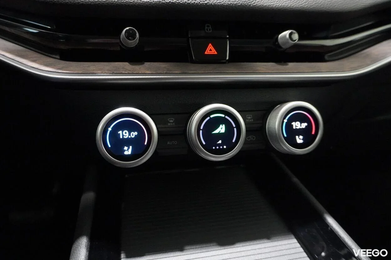 Skoda Superb HB L&K 4X4 2 142kW