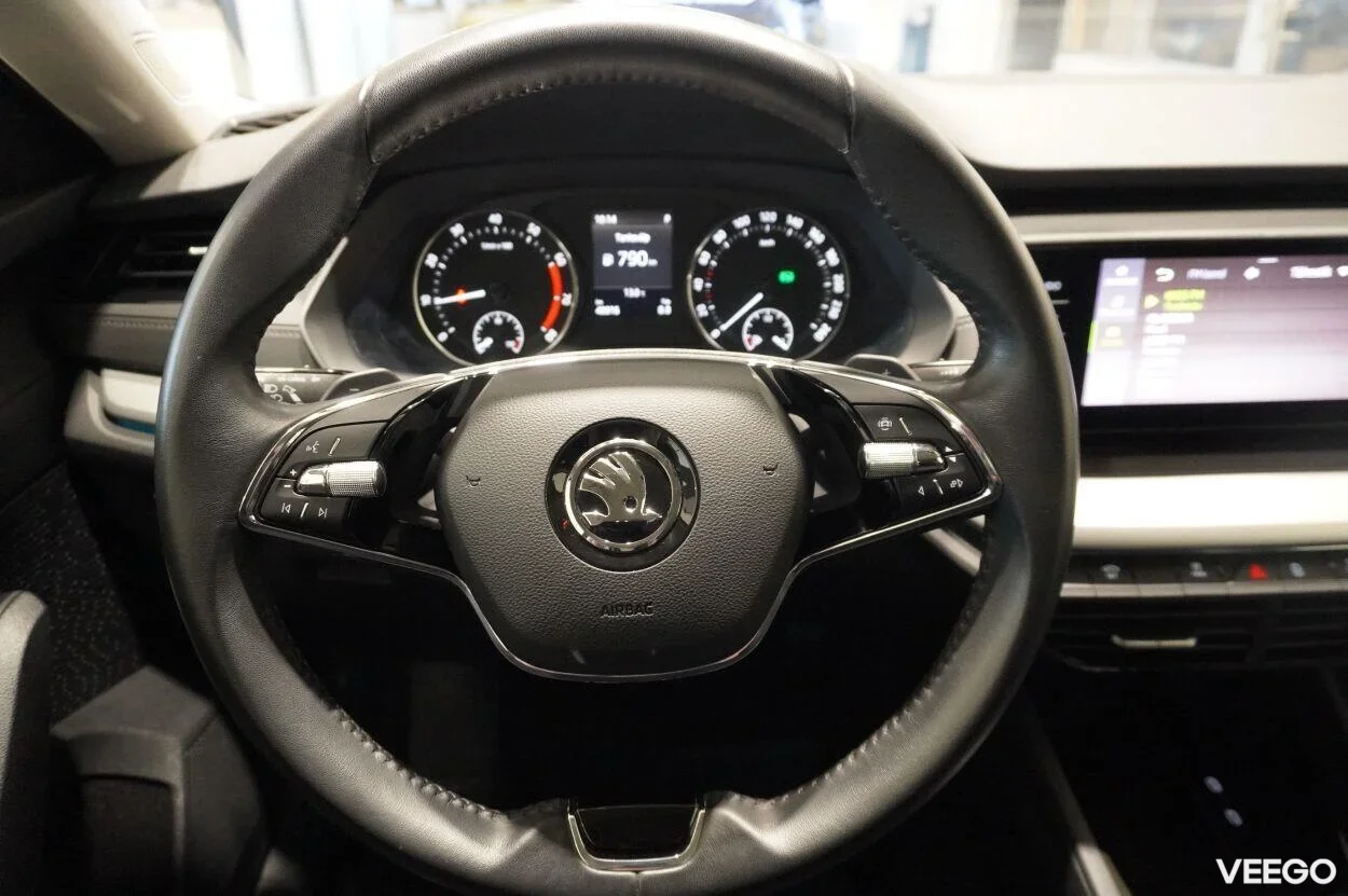 Skoda Octavia AMBITION HB 1 81kW