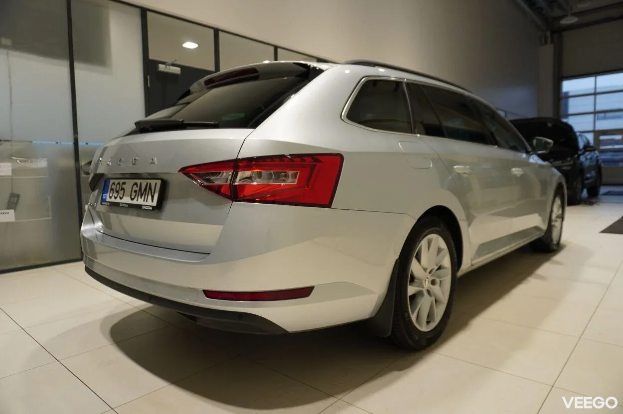Skoda Superb AMBITION COMBI 1.5 110kW