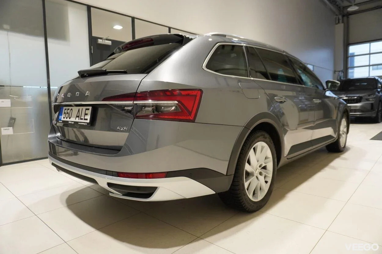 Skoda Superb SCOUT COMBI 4X4 2 206kW