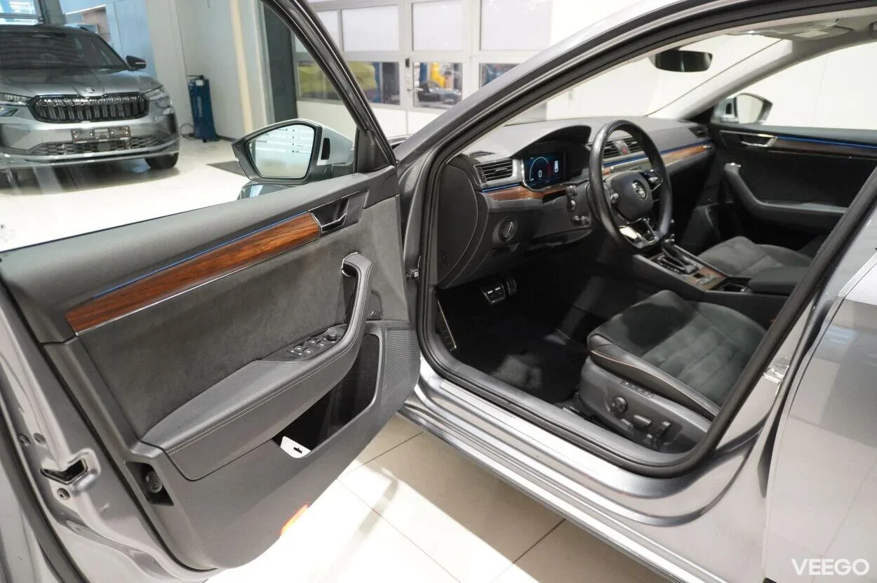 Skoda Superb SCOUT COMBI 4X4 2 206kW