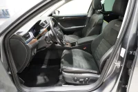Skoda Superb SCOUT COMBI 4X4 2 206kW thumbnail
