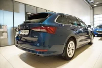 Skoda Octavia ELEGANCE COMBI 1.5 110kW thumbnail