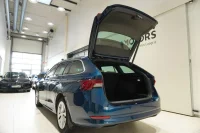Skoda Octavia ELEGANCE COMBI 1.5 110kW thumbnail