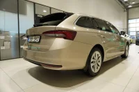 Skoda Octavia SELECTION COMBI 1.5 110kW thumbnail