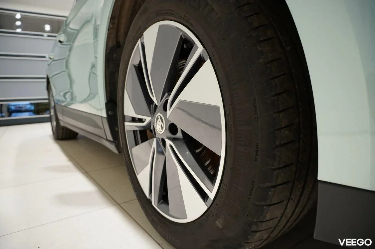 Skoda Enyaq 80x / 82kWh 195kW