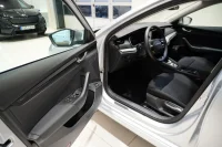 Skoda Octavia HB SELECTION 1.5 110kW thumbnail
