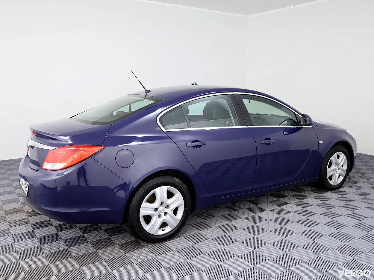 Opel Insignia 1.8 104kW