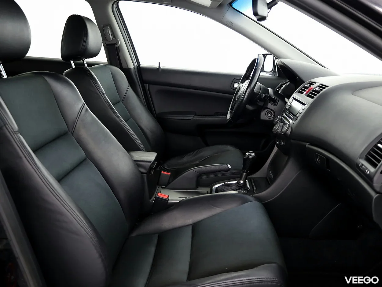 Honda Accord 2.0 114kW