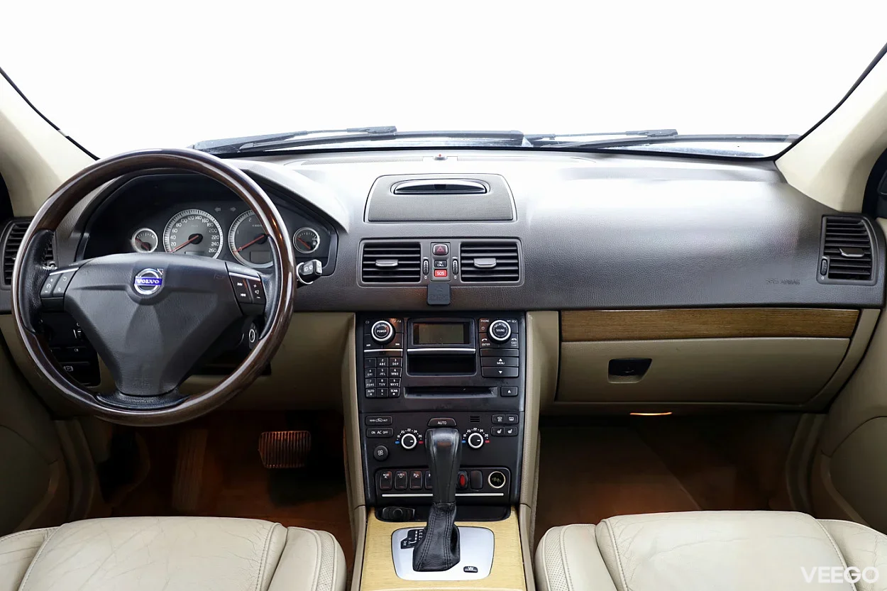 Volvo XC90 2.4 136kW