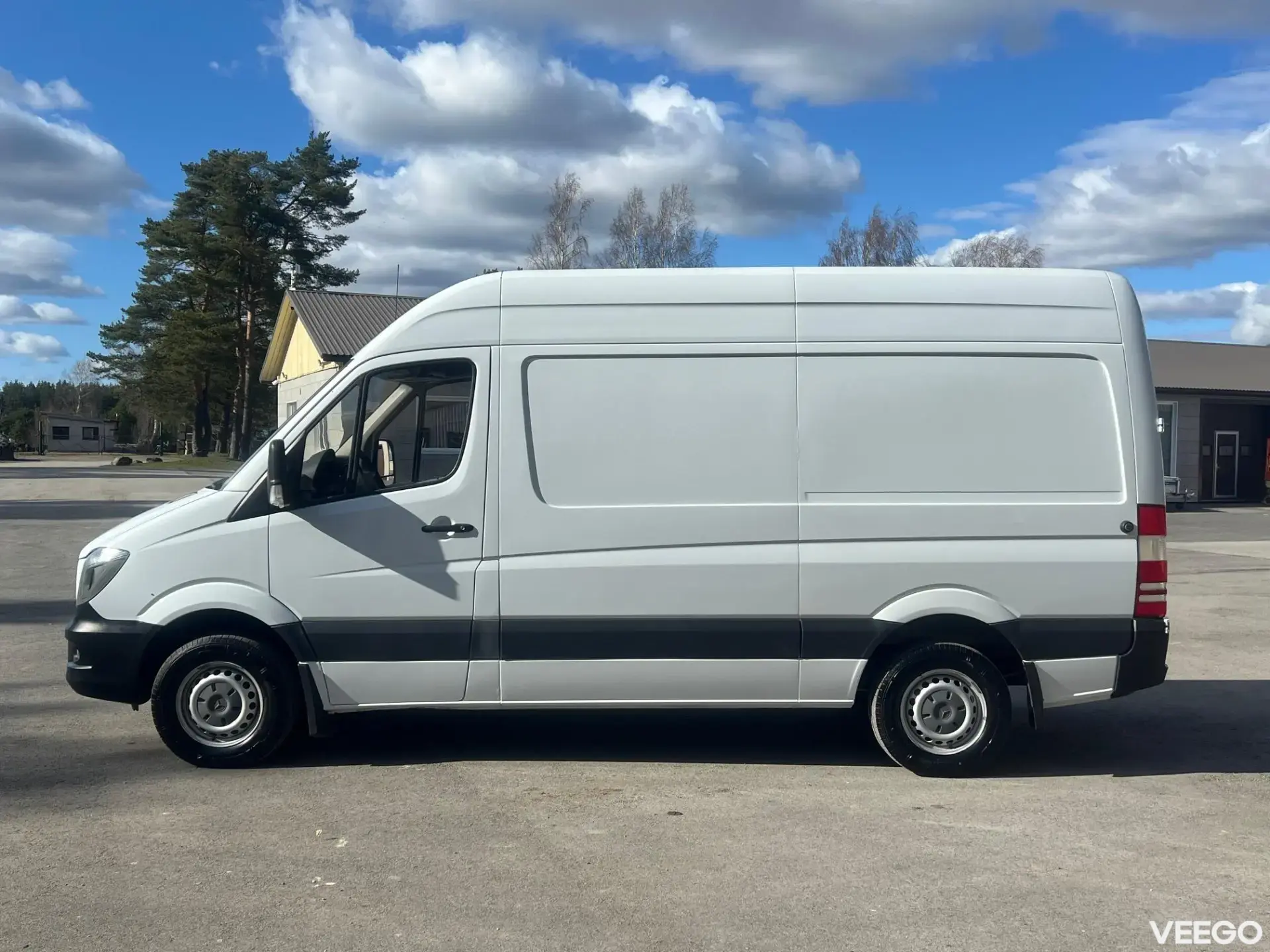 Mercedes-Benz Sprinter 120kW