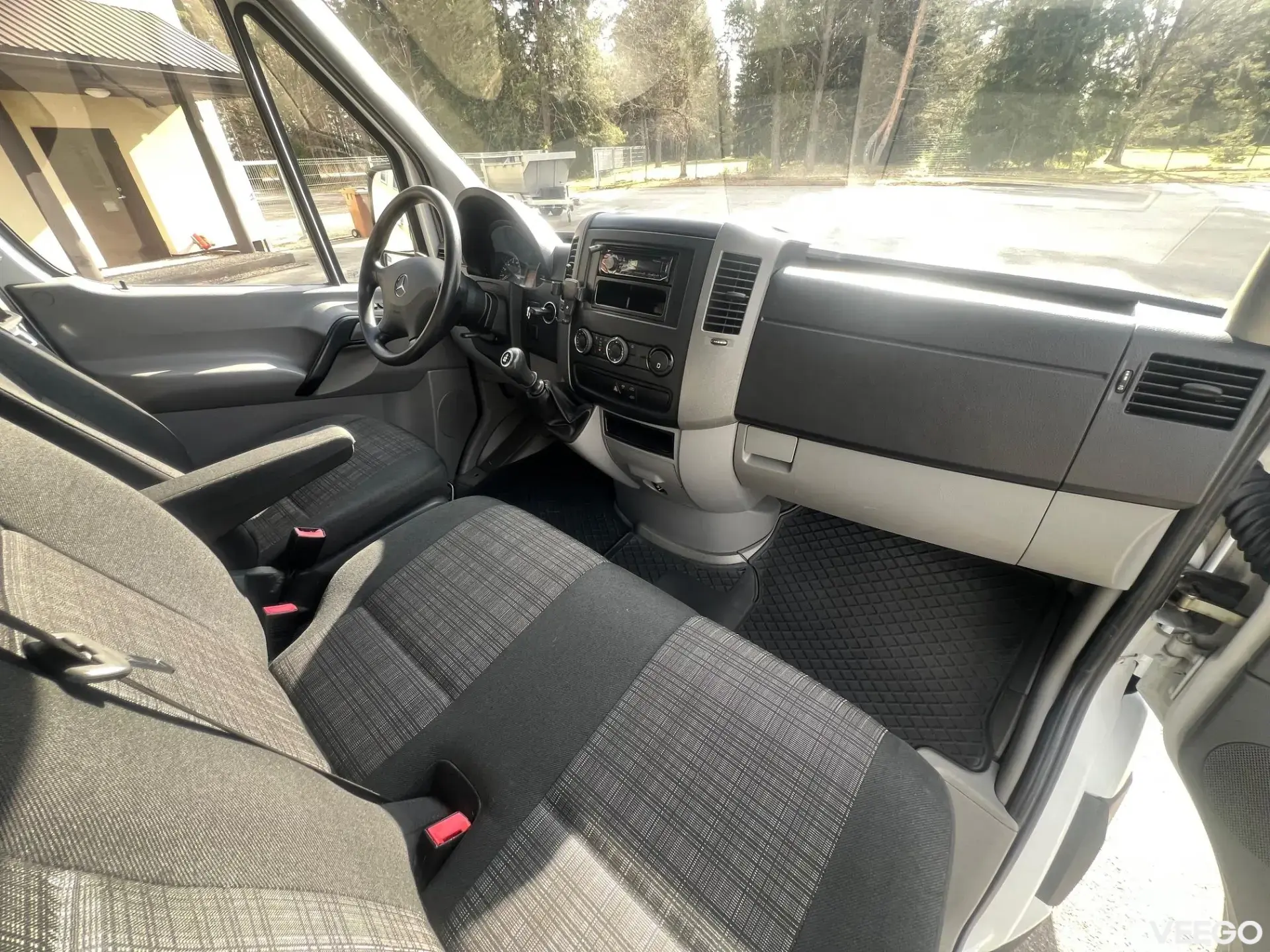 Mercedes-Benz Sprinter 120kW
