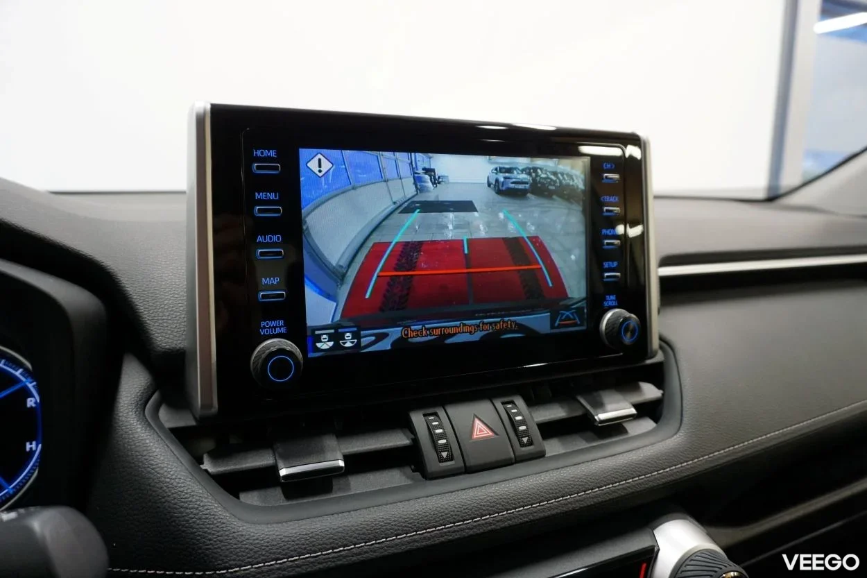 Toyota RAV4 Luxury Plus 2.5 131kW