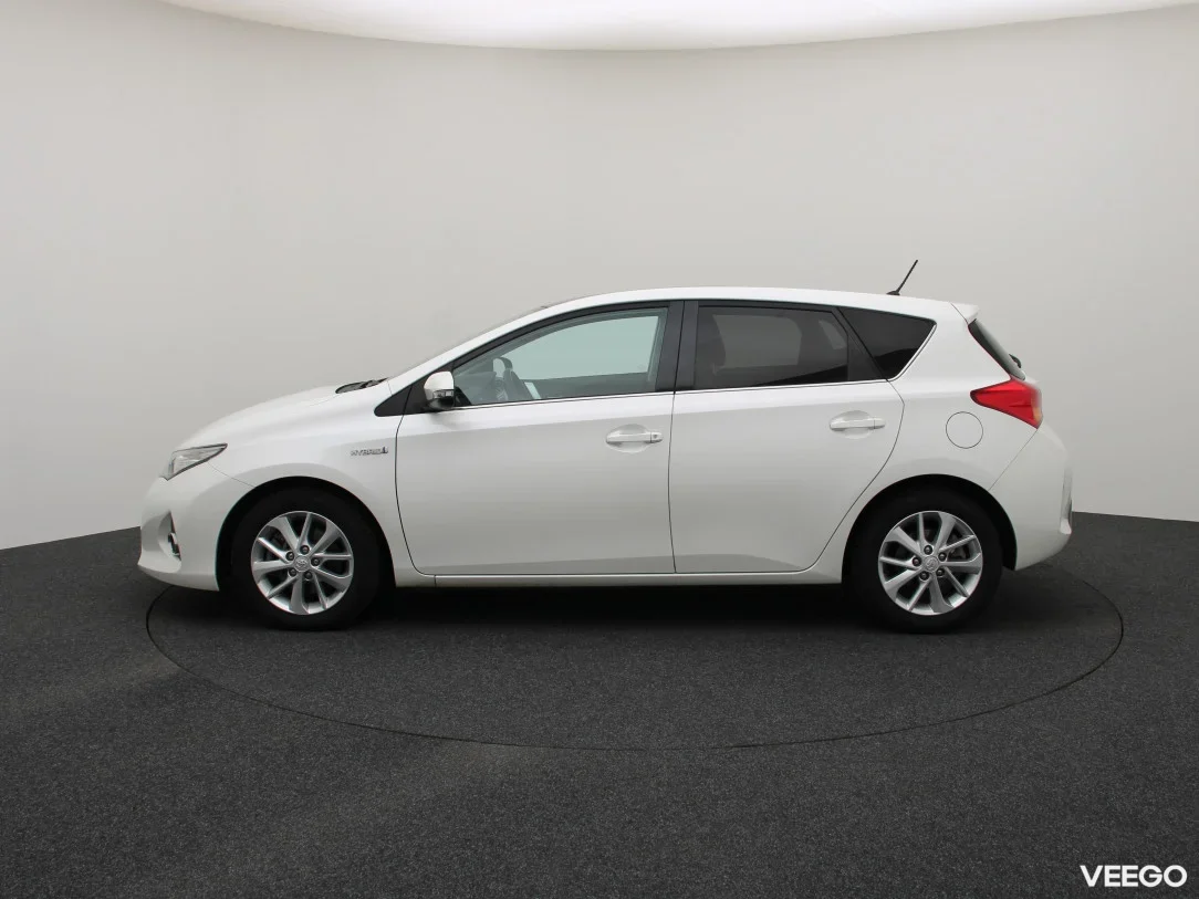 Toyota Auris 1.8 100kW