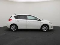 Toyota Auris 1.8 100kW thumbnail