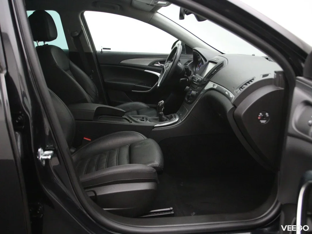 Opel Insignia 1.6 100kW