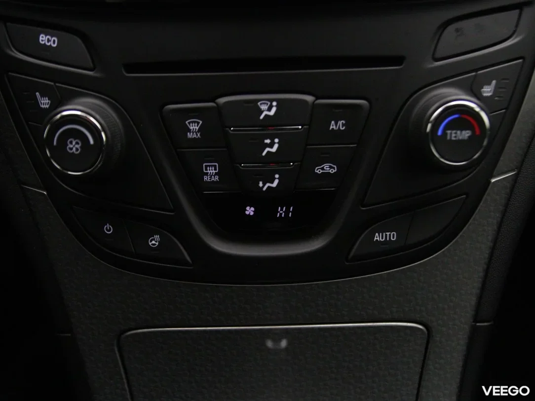 Opel Insignia 1.6 100kW