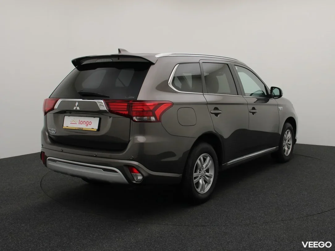 Mitsubishi Outlander 2.4 165kW