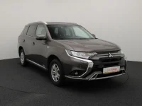 Mitsubishi Outlander 2.4 165kW thumbnail