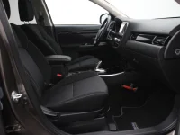 Mitsubishi Outlander 2.4 165kW thumbnail