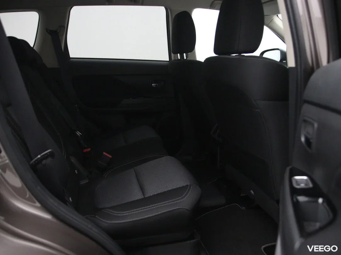 Mitsubishi Outlander 2.4 165kW