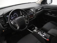 Mitsubishi Outlander 2.4 165kW thumbnail