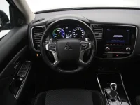 Mitsubishi Outlander 2.4 165kW thumbnail