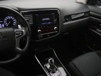 Mitsubishi Outlander 2.4 165kW thumbnail