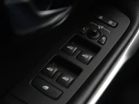 Volvo V40 1.5 112kW thumbnail