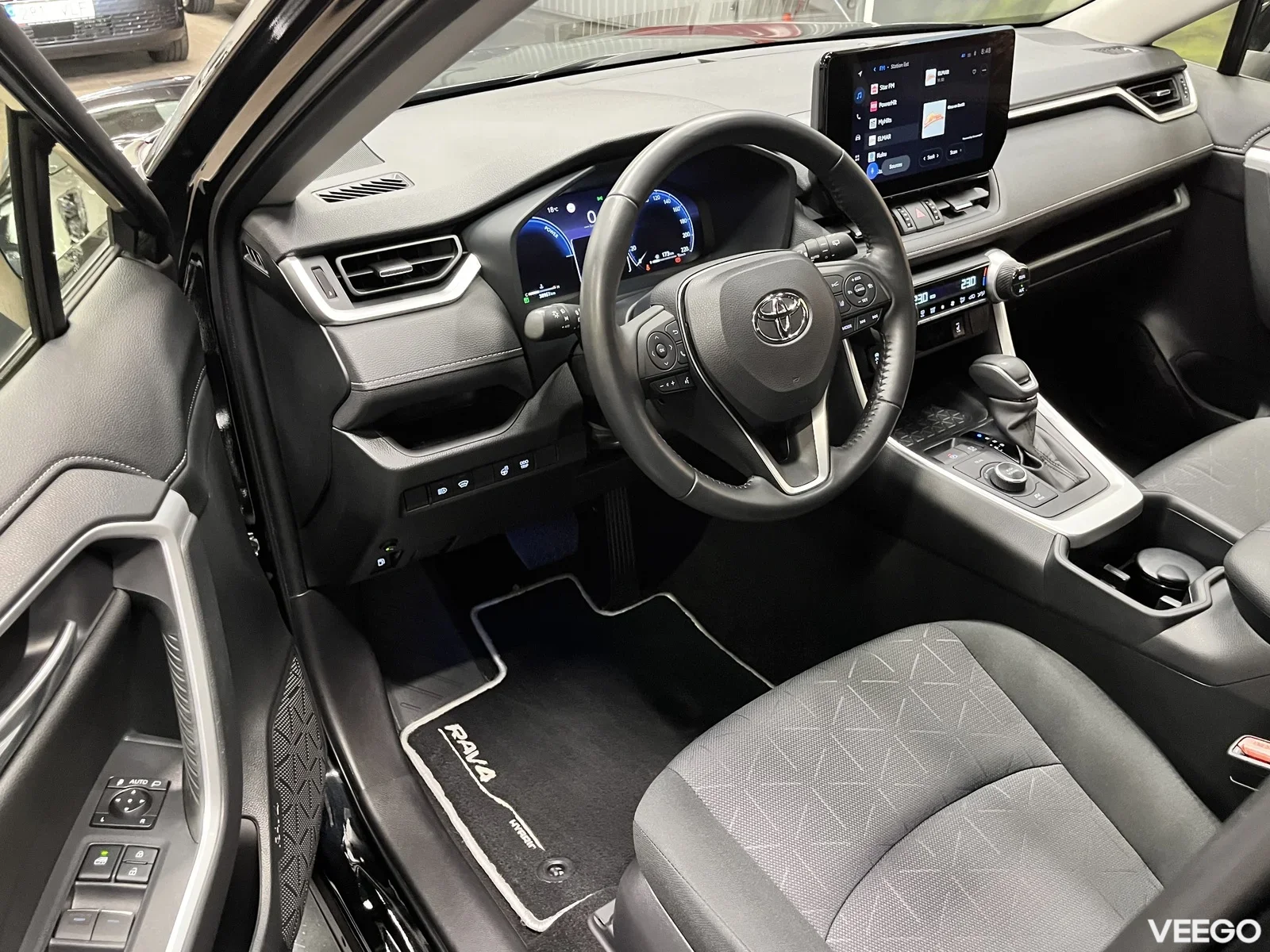 Toyota RAV4 2.5 131kW