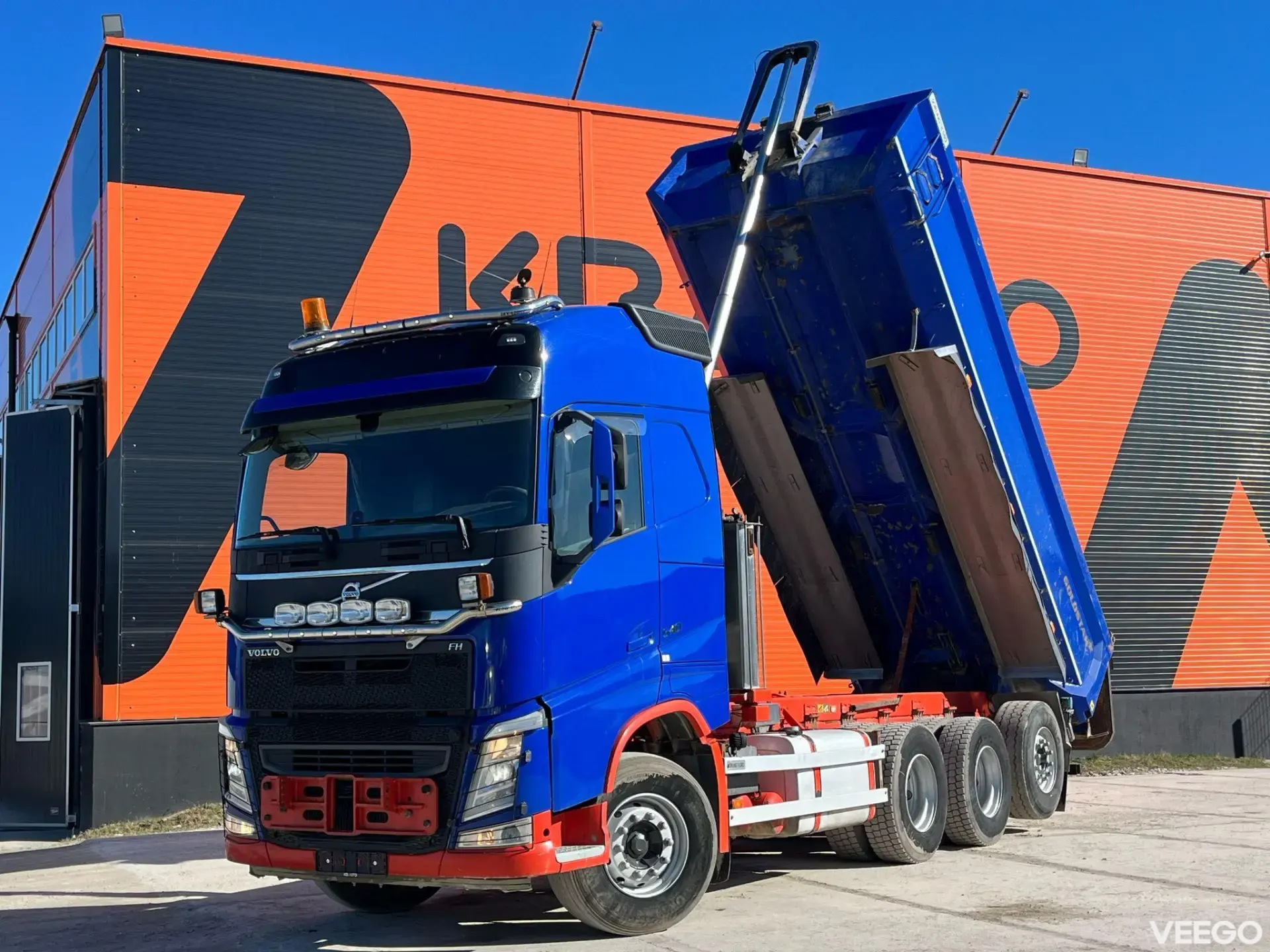 Volvo FH540 BOX L=6145 mm 405kW