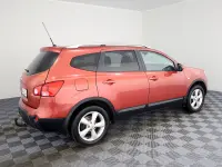 Nissan Qashqai+2 2.0 104kW thumbnail