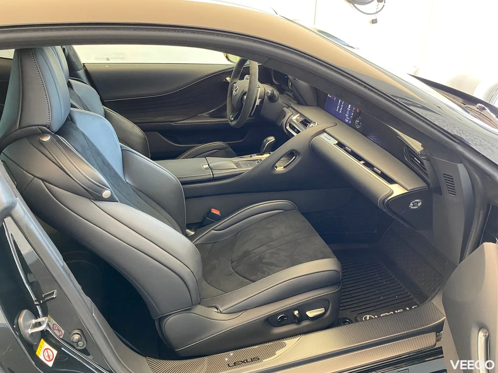 Lexus LC class 500 351kW