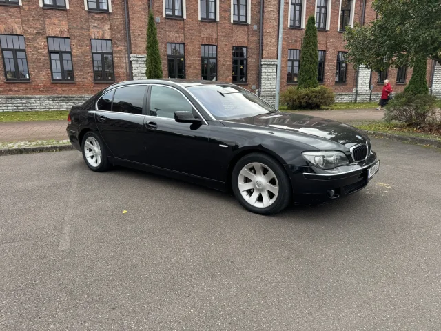 Image of BMW 740 225kW