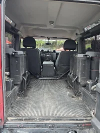 Land Rover Defender 2.4 90kW thumbnail