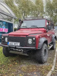 Land Rover Defender 2.4 90kW thumbnail