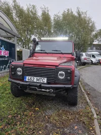Land Rover Defender 2.4 90kW thumbnail