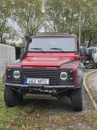 Land Rover Defender 2.4 90kW thumbnail