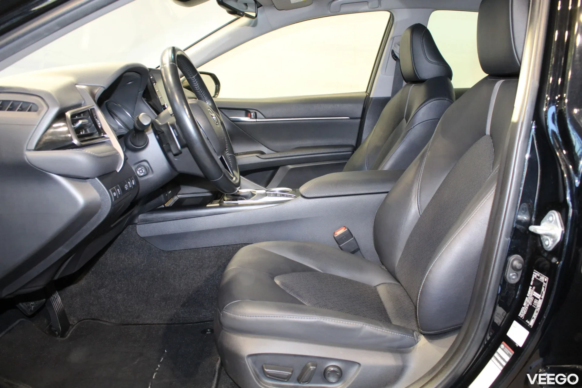 Toyota Camry Executive 2.5 131kW