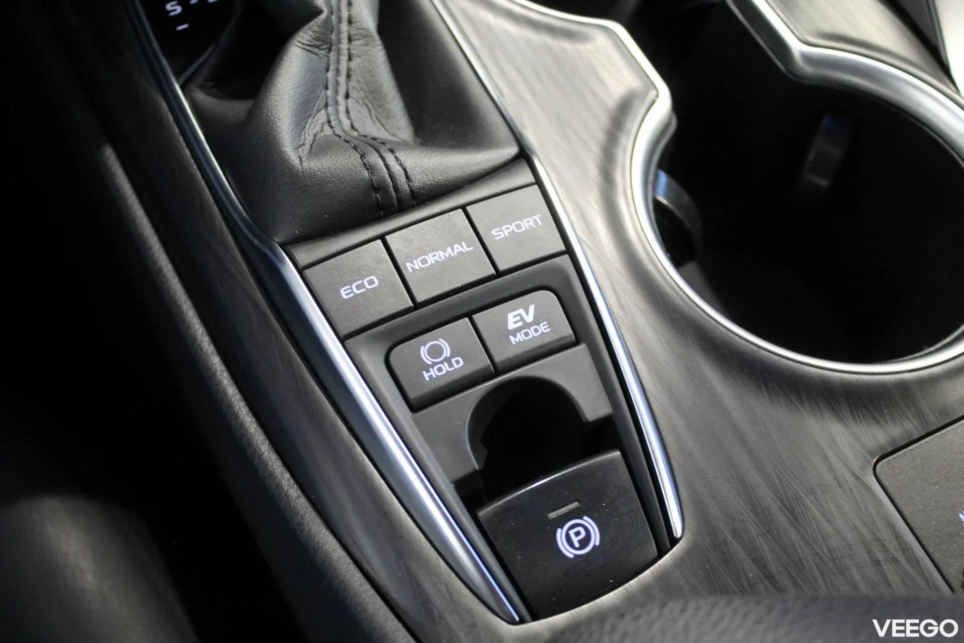 Toyota Camry Executive 2.5 131kW