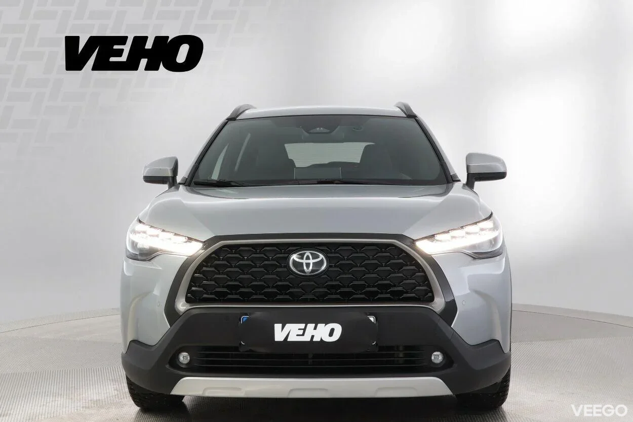 Toyota Corolla Cross Luxury Limited 1.8 72kW