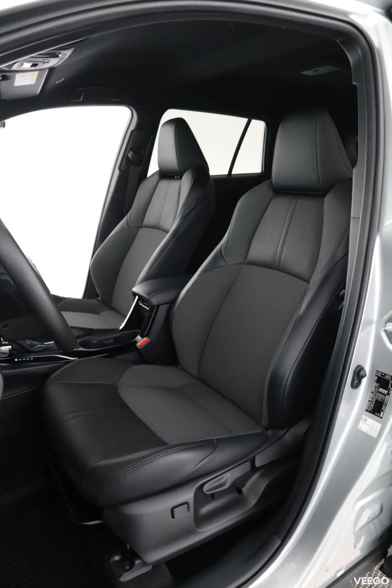 Toyota Corolla Cross Luxury Limited 1.8 72kW